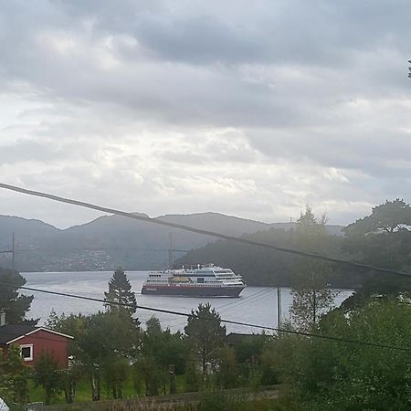 Bergen Apartment With Fjord View Isdalsto Exterior photo